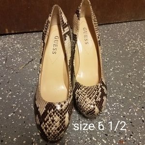 Guess heels snake print